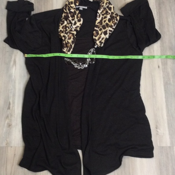 EUC JM Collection Cardigan Scarf Set, XL - Picture 7 of 13